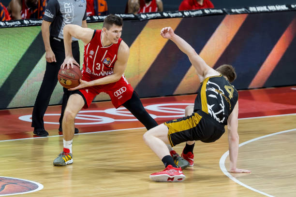 塔图姆的表 塔图姆的表