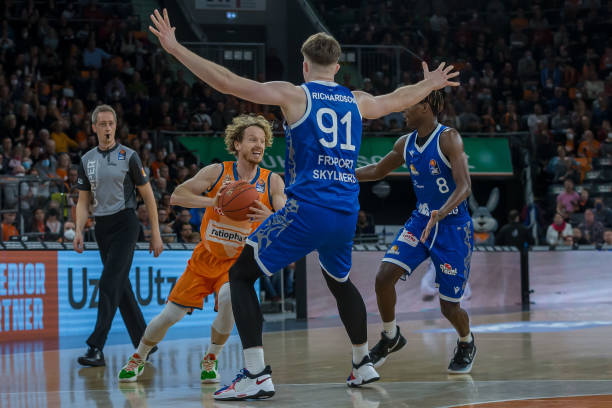 落点刁钻的 落点刁钻的