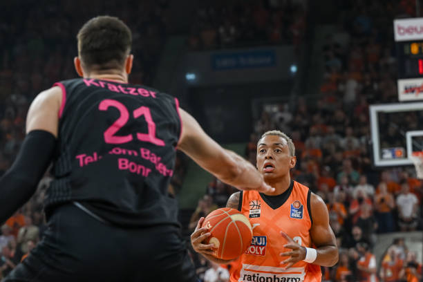 很大程度上 很大程度上