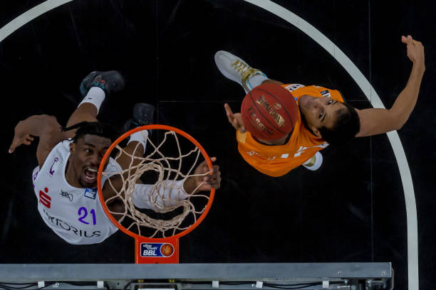 出色表现与 出色表现与