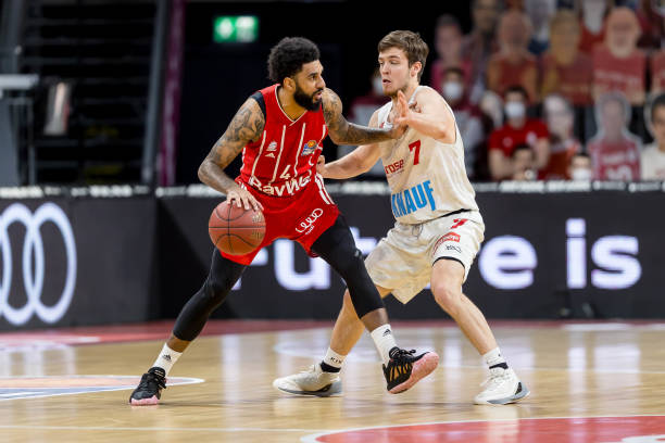 无论是在场 无论是在场